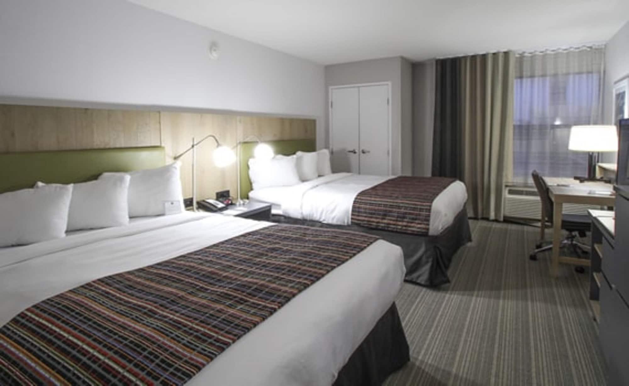 Greentree Inn & Suites Phoenix Sky Harbor Bagian luar foto