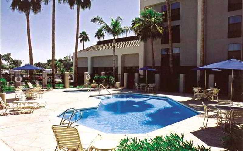 Greentree Inn & Suites Phoenix Sky Harbor Bagian luar foto